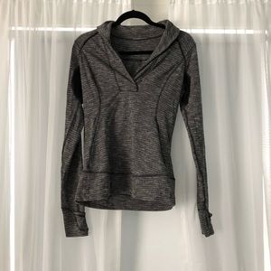 RARE Lululemon Lightweight Halfzip